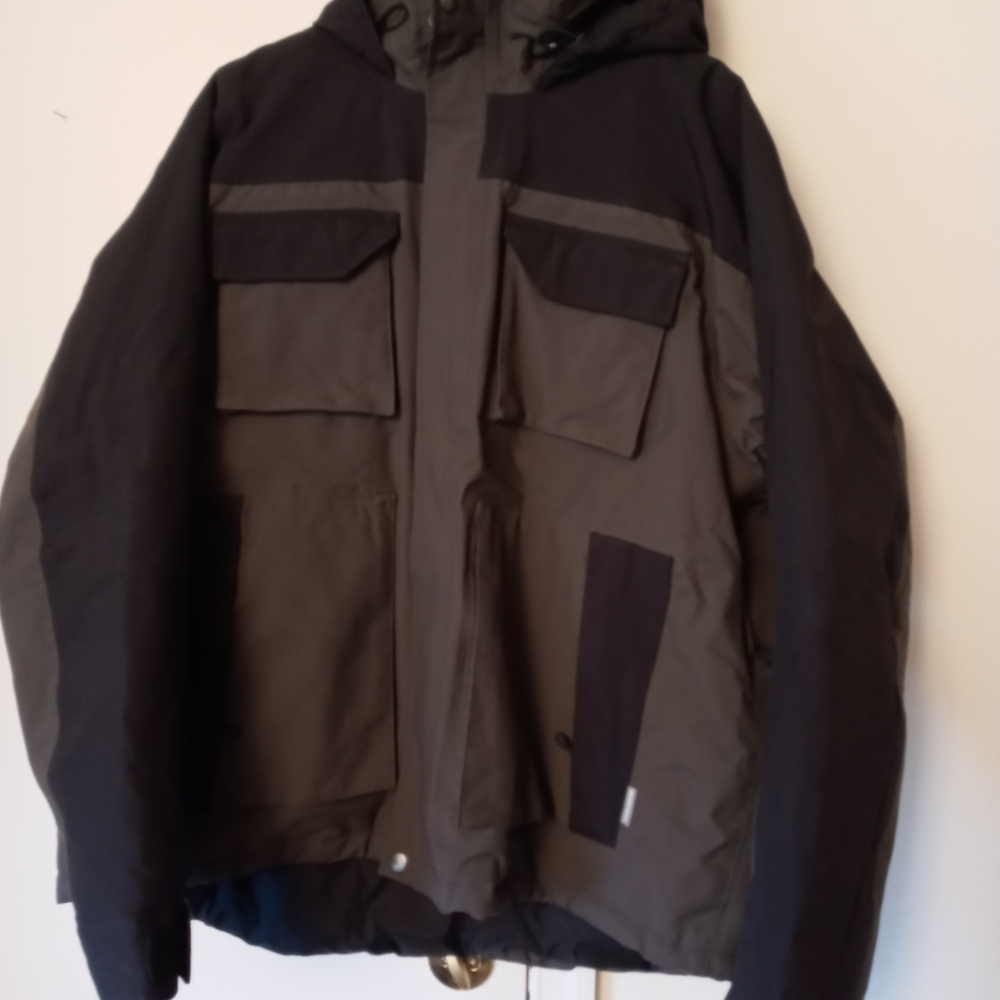 Duluth Insulated Parka NWOT